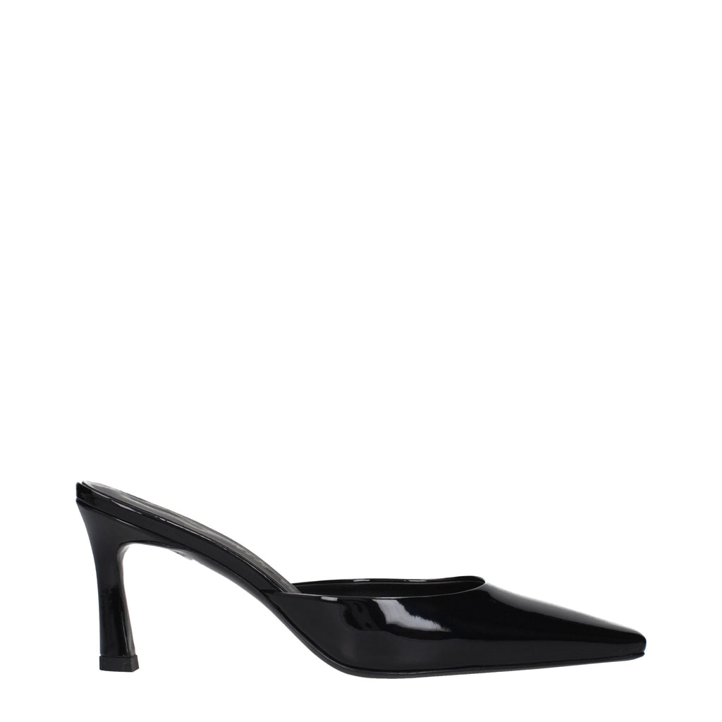 Schwarze flache Ledersandalen