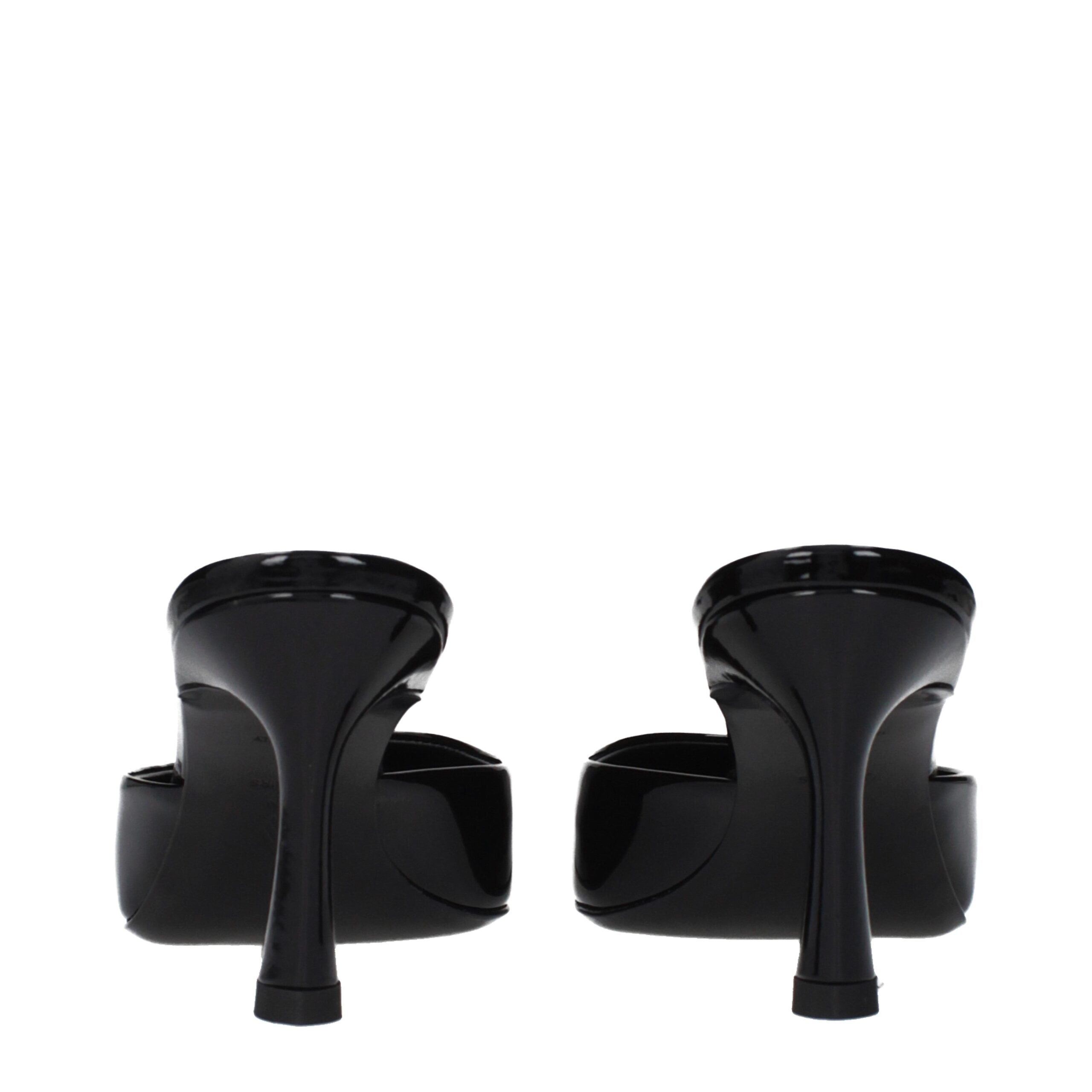 Schwarze flache Ledersandalen