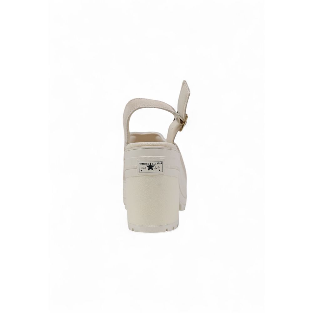 Beige Wildleder-Pumps mit hohem Absatz