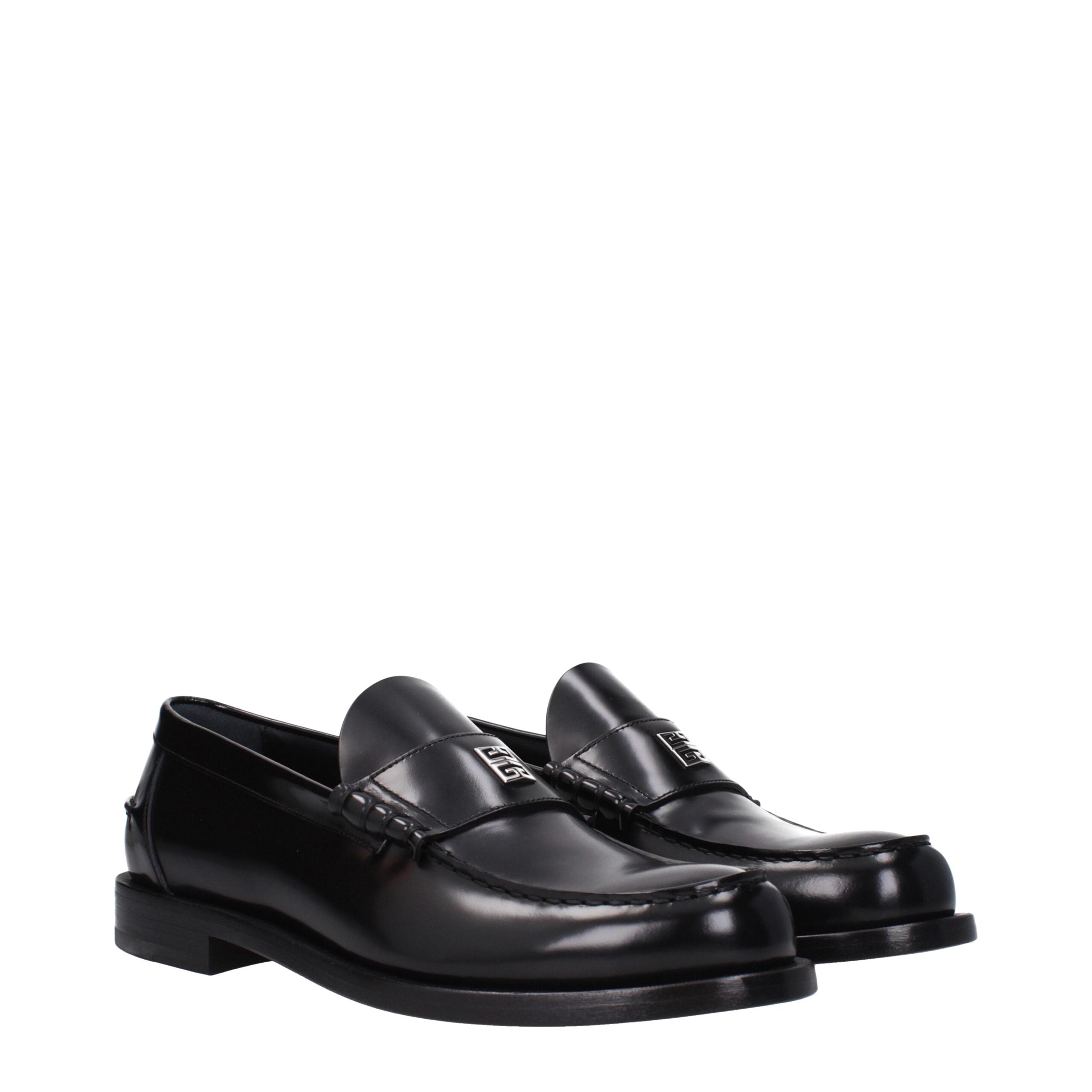 Slipper aus schwarzem Leder