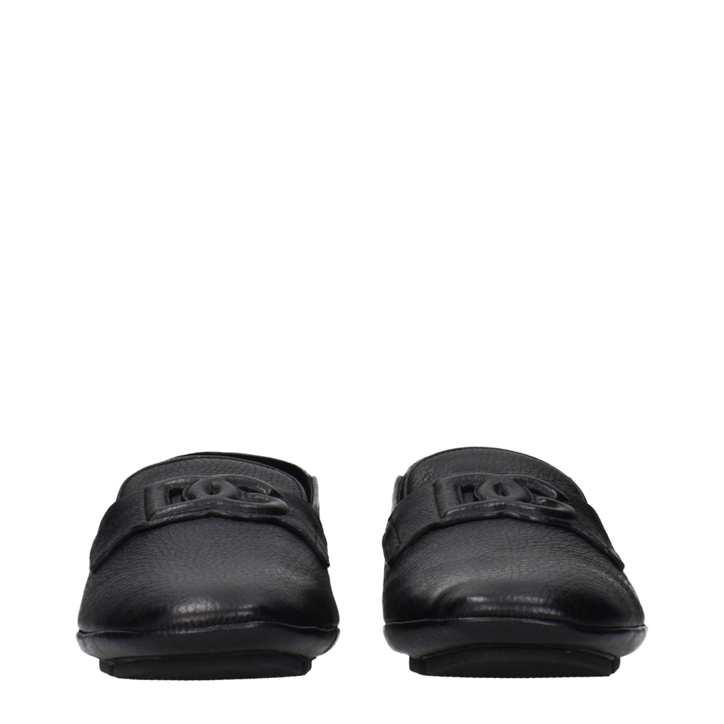 Schwarze Slip-On-Loafer aus Leder