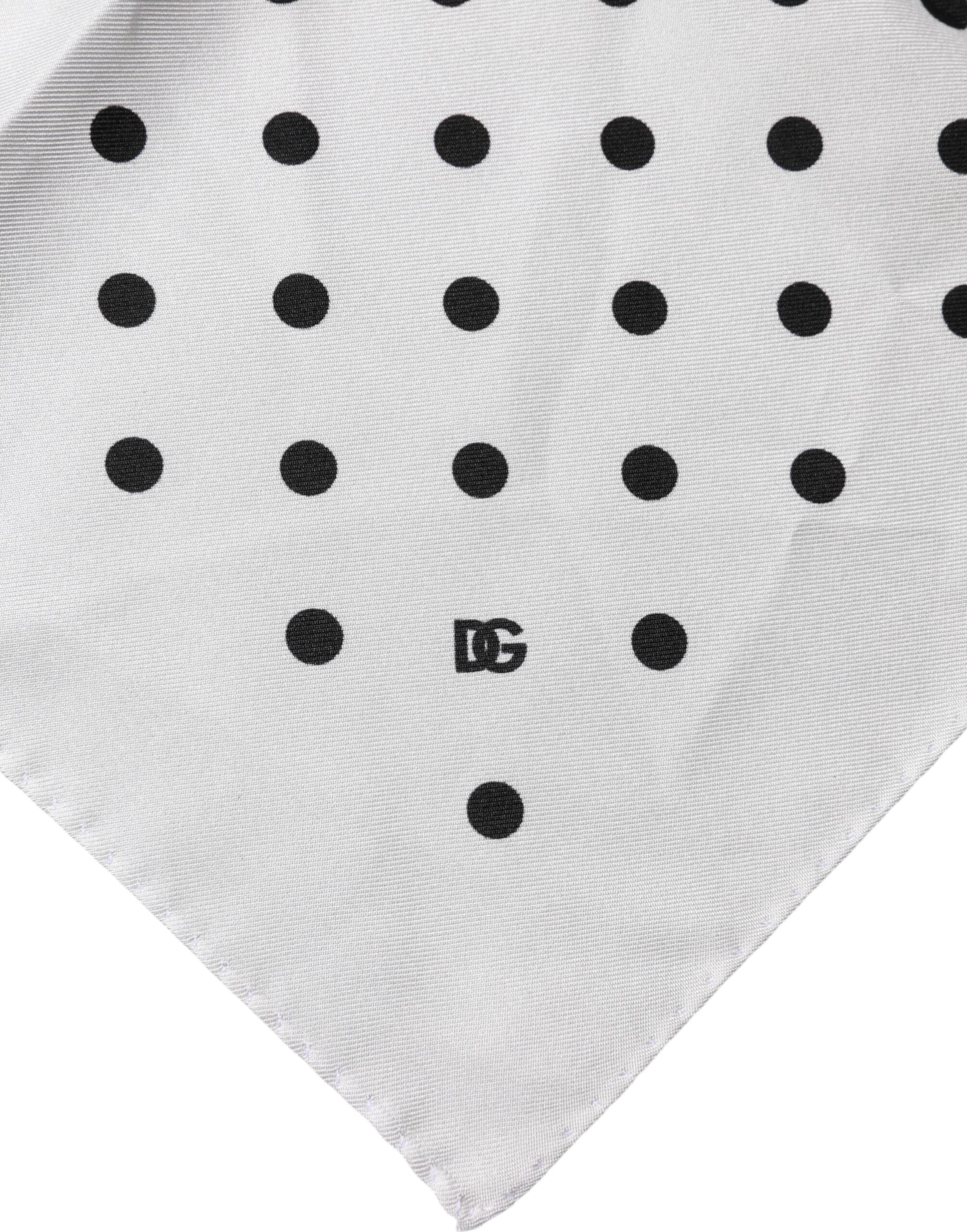 Weißer Schal mit Polka Dots