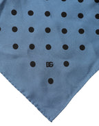 Blau gepunktetes quadratisches Halstuch
