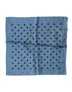 Blau gepunktetes quadratisches Halstuch