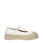 Weiße Slip-On Loafer aus Leder