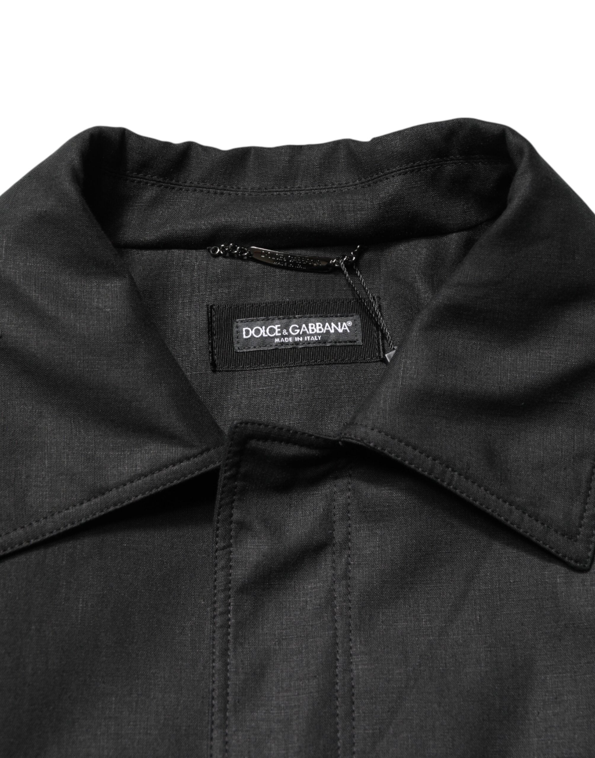 Schwarze Trenchcoat-Jacke mit Kragen und aufgesetzten Taschen
